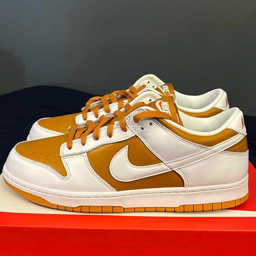 Nike Dunk Low QS